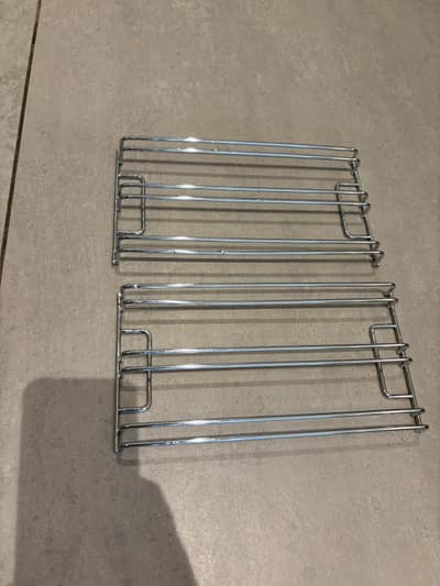 Clean chrome oven shelf runners